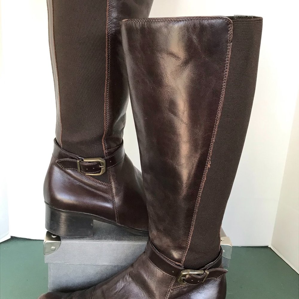 Lumiani Brown Tall Boots With Elastic Side Panels